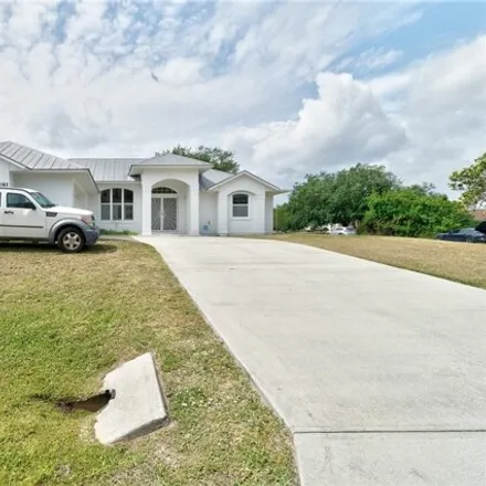 Image 3 - 1090 Rose Arbor Drive, Sebastian, FL 32958, USA - House for sale