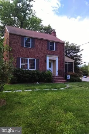 Rent this 3 bed house on 970 North Potomac Street in Arlington, VA 22205