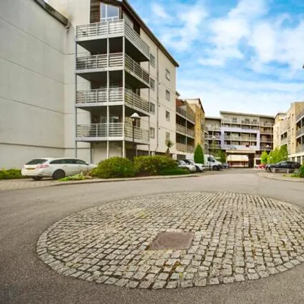 Buy this 2 bed apartment on Lockmeadow in Kingfisher Medow, Barker Road