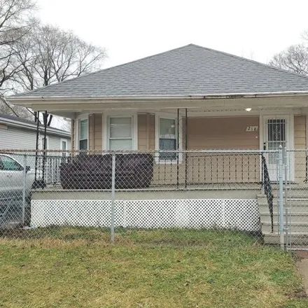 Buy this 3 bed house on 229 South Street in Joliet, IL 60436