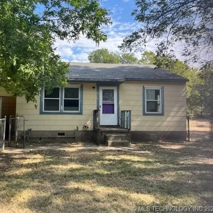 Buy this 3 bed house on 1607 North Xanthus Avenue in Tulsa, OK 74110