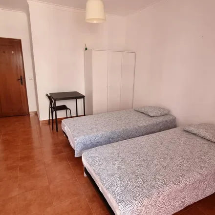 Image 7 - Praceta Humberto Delgado, 2745-298 Sintra, Portugal - Apartment for rent
