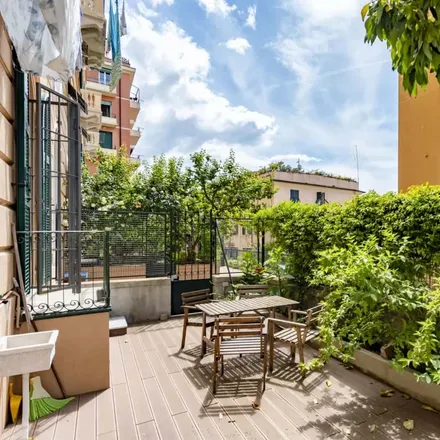 Rent this 3 bed apartment on Ospedale Evangelico Internazionale in Vico Barnabiti, 16122 Genoa Genoa