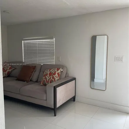 Image 1 - 6717 Northwest 6th Avenue, Edison Center, Miami, FL 33150, USA - Apartment for rent