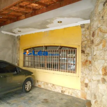 Buy this 3 bed house on Rua Rodrigo Antônio in Vila Mazza, Suzano - SP