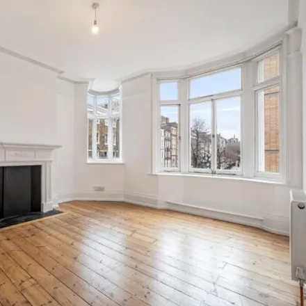 Rent this 3 bed room on 16 Great Ormond Street in London, WC1N 3RB