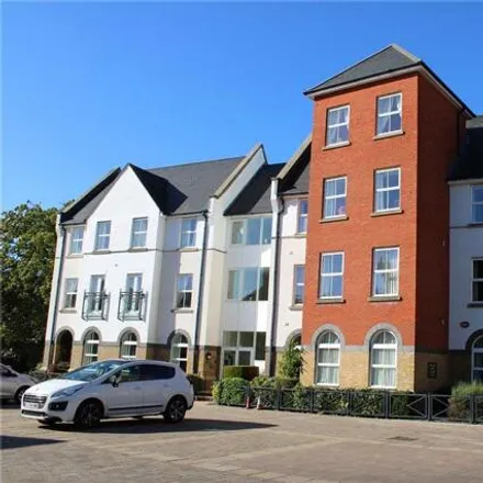 Image 2 - the arc, 39 Weston Drive, Tandridge, CR3 5XY, United Kingdom - Apartment for sale