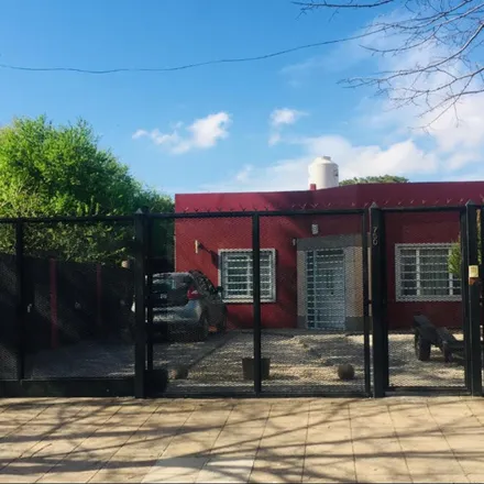 Buy this studio house on Cuyo in Partido de Ituzaingó, 1713 Ituzaingó