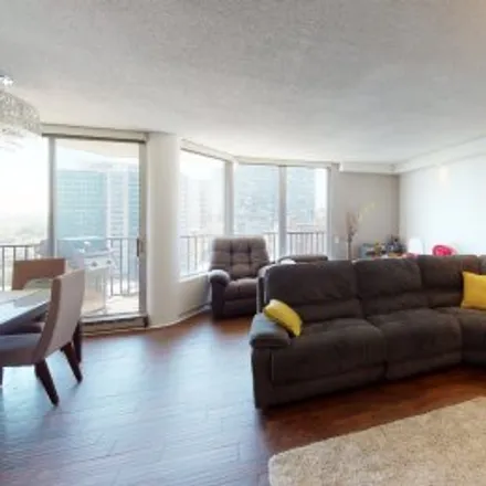 Buy this 2 bed apartment on #14e,4170 North Marine Drive in Buena Park, Chicago