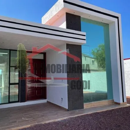 Rent this 3 bed house on Calle Villa Pueblito in 76805 San Juan del Río, QUE