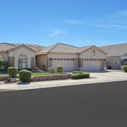Buy this 3 bed house on 6977 West Quail Avenue in Glendale, AZ 85308
