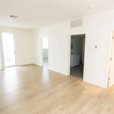 Rent this 2 bed apartment on Oxford Square in Crenshaw Boulevard, Los Angeles