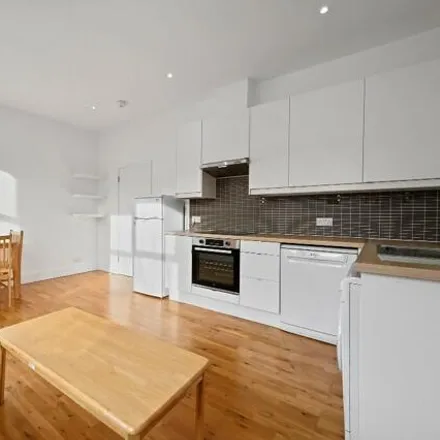 Image 4 - Larch Road, London, NW2 6SE, United Kingdom - Apartment for sale