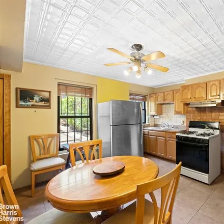 Image 9 - 507 DECATUR STREET in Bedford Stuyvesant - House for sale