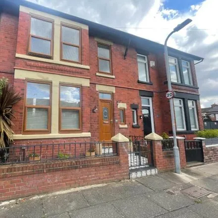 Buy this 3 bed townhouse on Ruthven Road in Sefton, L21 2QE