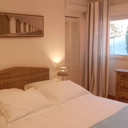 Image 1 - 33360 Camblanes-et-Meynac, France - Townhouse for rent