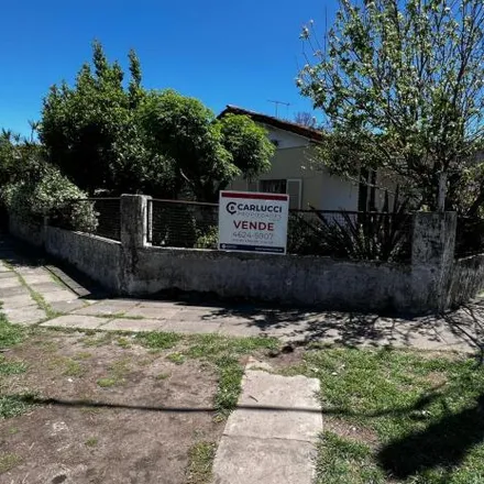 Image 2 - Fernández De la Cruz, Partido de Ituzaingó, B1714 LVH Ituzaingó, Argentina - House for sale