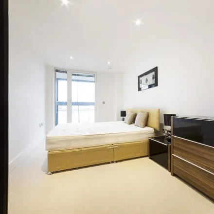 Image 8 - Beacon Point, 12 Dowells Street, London, SE10 9FS, United Kingdom - Apartment for rent