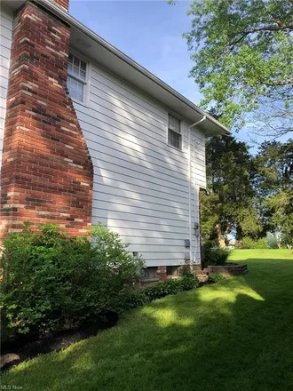Image 3 - 18564 Bennett Road, North Royalton, OH 44133, USA - House for sale