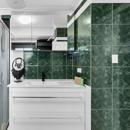 Image 4 - Manoora, Cairns Regional, Queensland, Australia - Apartment for rent