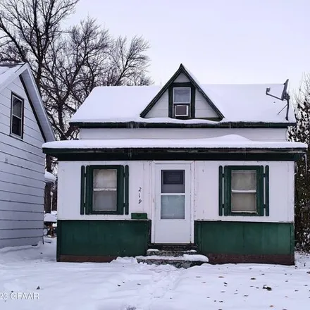 Buy this 1 bed house on 134 West 2nd Street in Grafton, ND 58237