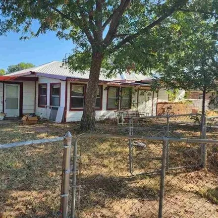 Buy this 3 bed house on 741 Walnut Avenue in Cache, Comanche County