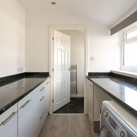 Rent this 2 bed townhouse on Russell Street in Harrogate, HG2 8DJ