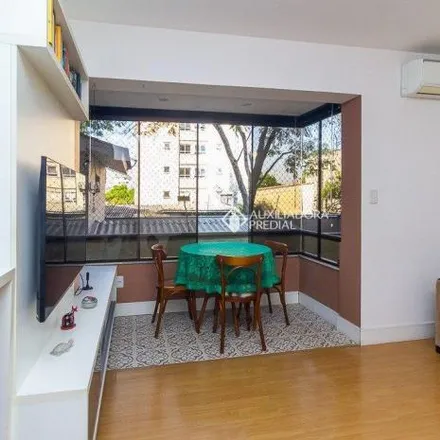 Buy this 2 bed apartment on Avenida Aureliano de Figueiredo Pinto in Menino Deus, Porto Alegre - RS