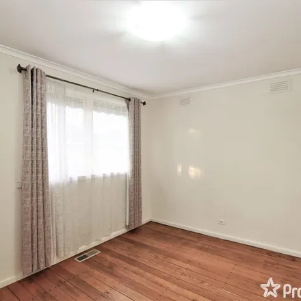 Rent this 3 bed apartment on Sunline Avenue in Noble Park North VIC 3174, Australia