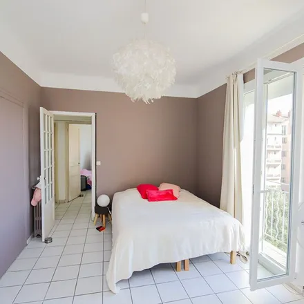 Image 4 - L'Aviso, Rue Auguste Berthon, 83097 Toulon, France - Apartment for rent