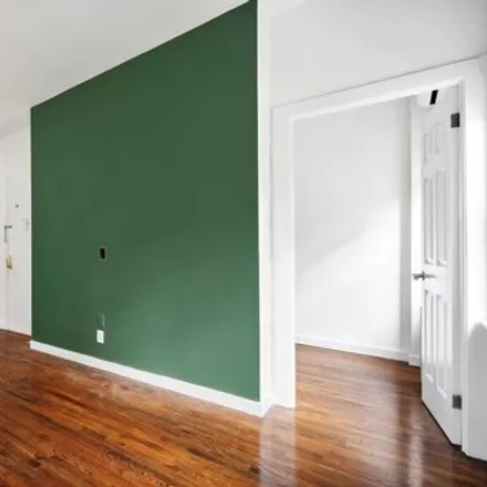 Image 4 - 25 Bedford Street, New York, NY 10014, USA - Townhouse for rent