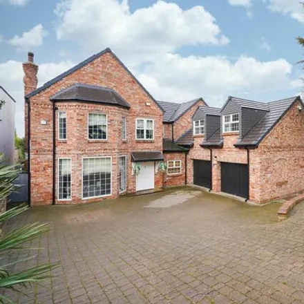 Buy this 6 bed house on Ellers Road in Doncaster, DN4 7BE