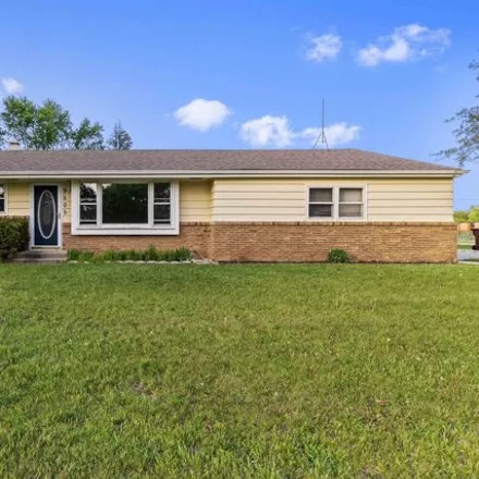 Buy this 3 bed house on 9503 Lawson Drive in Machesney Park, IL 61115