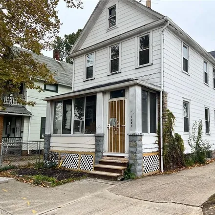 Image 1 - 1087 East 64th Street, Cleveland, OH 44103, USA - Duplex for sale