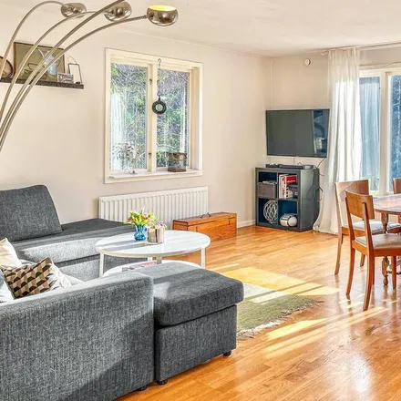 Rent this 4 bed house on Linderöd in Hörbyvägen, 298 94 Linderöd