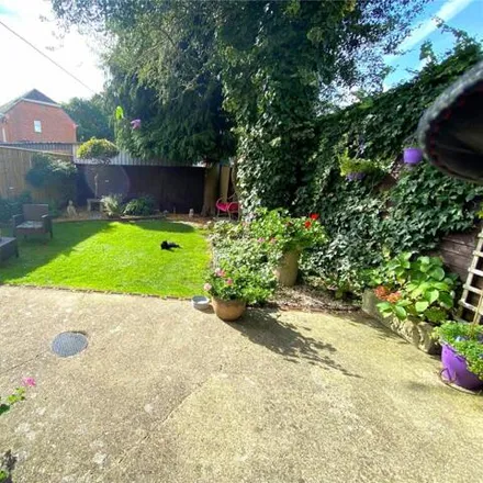 Image 4 - High Howe Gardens, Bournemouth, BH11 9UH, United Kingdom - House for sale