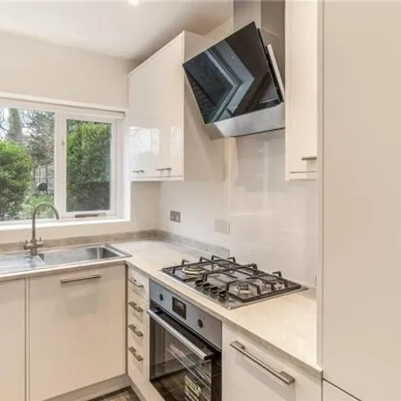 Rent this 2 bed room on 88 East Dulwich Road in London, SE22 9AT