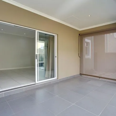 Rent this 3 bed apartment on Fourways High School in Fisant Avenue, Johannesburg Ward 115