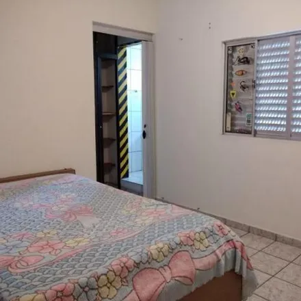 Buy this 4 bed house on Rua Vicente Pagano in Jardim Maringá, Mauá - SP