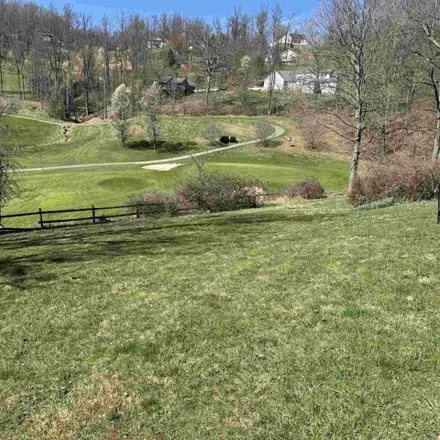 Image 9 - Fairmont Field Club, 1709 Country Club Road, Edgemont, Fairmont, WV 26554, USA - House for sale