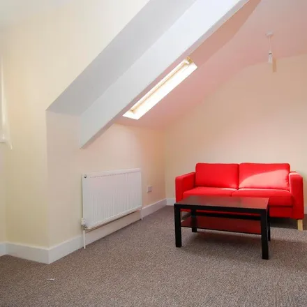 Rent this 1 bed apartment on 19 Greenbank Road in Plymouth, PL4 8NL