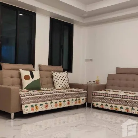 Rent this 2 bed townhouse on Soi Sukhumvit 68 in Bang Na District, 10260