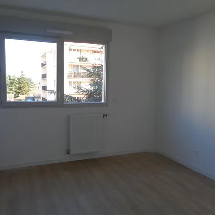 Image 6 - 100 Rue Francisque Jomard, 69600 Oullins, France - Apartment for rent