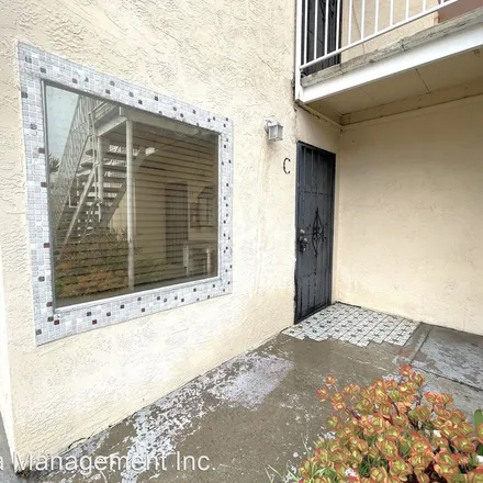 Image 3 - 4484 Felton Street, San Diego, CA 92116, USA - Apartment for rent