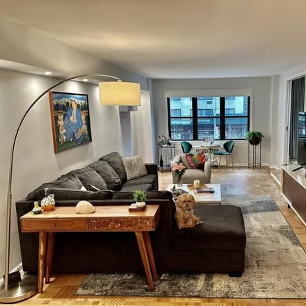 Rent this 1 bed house on Morton Williams in 908 2nd Avenue, New York
