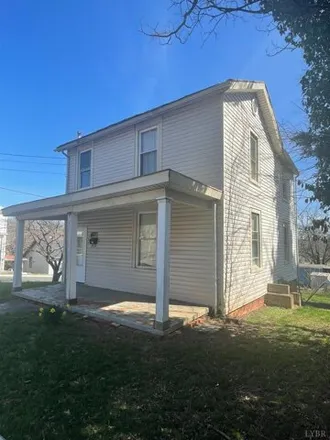 Buy this 3 bed house on 500 Amherst Street in Lynchburg, VA 24504