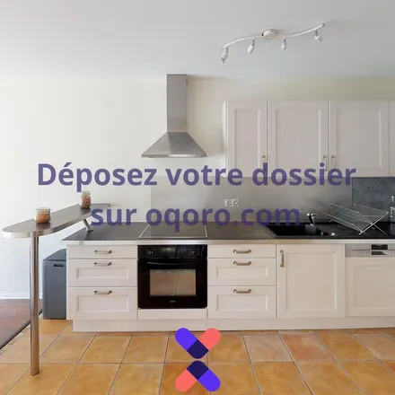 Rent this 7 bed apartment on 7 Rue des Teinturiers in 69100 Villeurbanne, France
