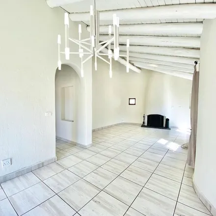 Image 7 - Morris Road, Strathavon, Sandton, 2146, South Africa - Apartment for rent