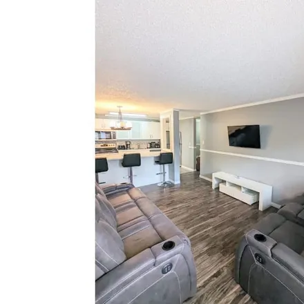 Image 8 - Regal Terrace, Calgary, AB T2E 0L9, Canada - Condo for rent