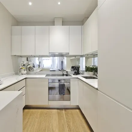 Image 4 - Sherborne Court, 180-186 Cromwell Road, London, SW5 0SS, United Kingdom - Apartment for rent